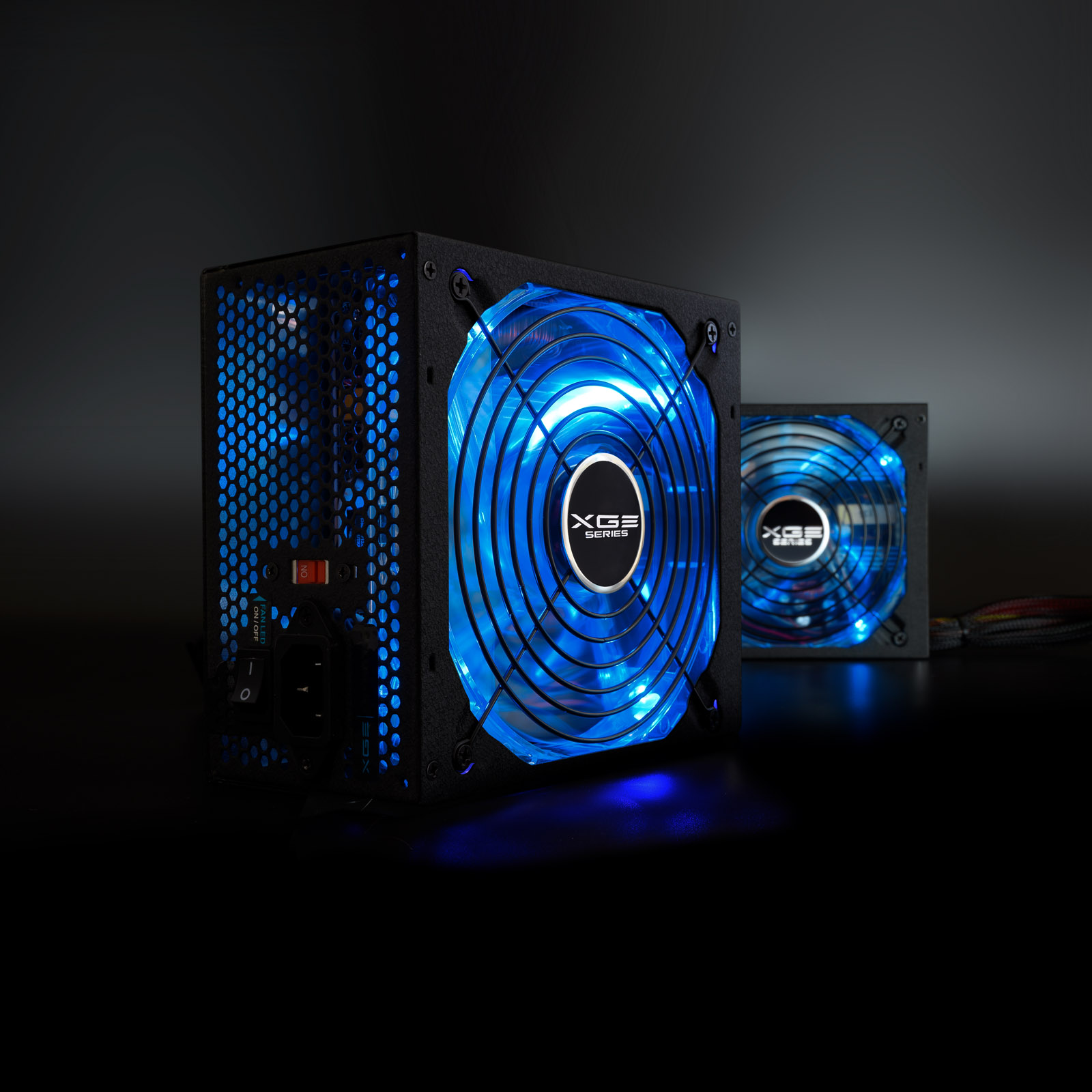 TOOQ FUENTE GAMING 600W ATX12V V2.31 APFC 82+ LED ON/OFF- descatalogado