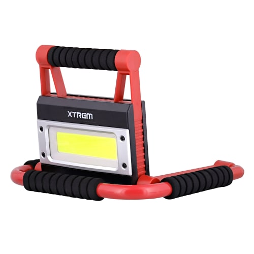 TNB XTREMWORK - 
Foco impermeable para exteriores LED con batería externa 20W 1400 lum. - negro