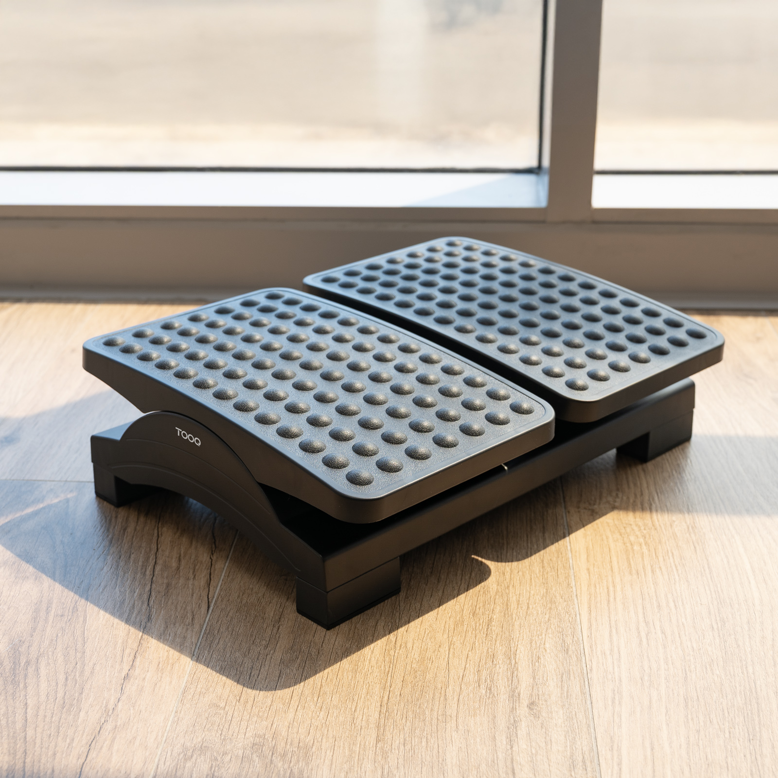 TOOQ REPOSAPIES AJUSTABLE EN ALTURA E INCLINACION,NEGRO