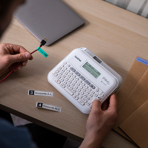BROTHER Rotuladora electrónica de sobremesa PT-D410 con conexión a PC
