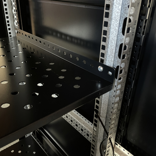 PHASAK ARMARIO RACK SUELO 19" PHASAK PRO 42U 600X1000 NEGRO DESMONTADO INCLUYE 2 BANDEJAS, VENTILACION TECHO, REGLETA 8T RACK, KIT PATAS/RUEDAS Y CERR.SEGURIDAD