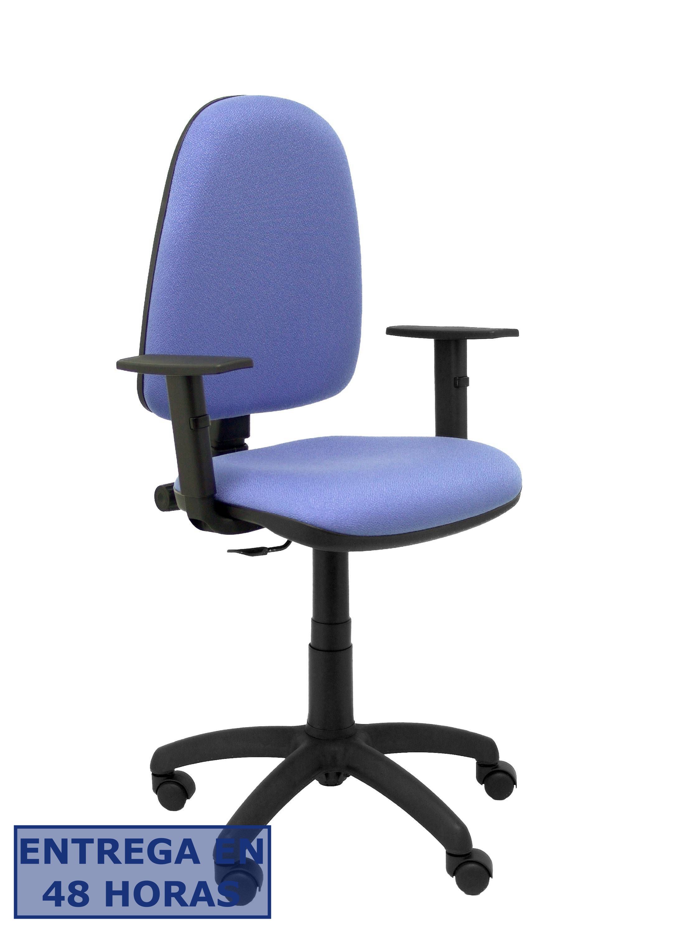 PIQUERAS Y CRESPO Silla Aýna bali azul claro brazos regulables